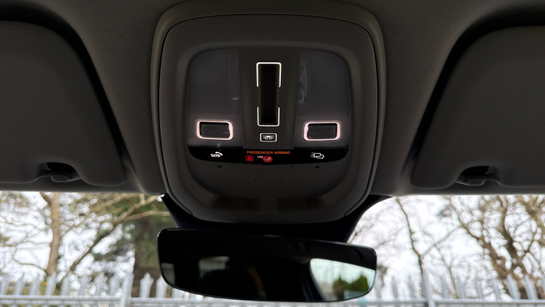 Volvo XC60 2.0 B5P Ultimate Dark 5dr AWD Geartronic Petrol Estate